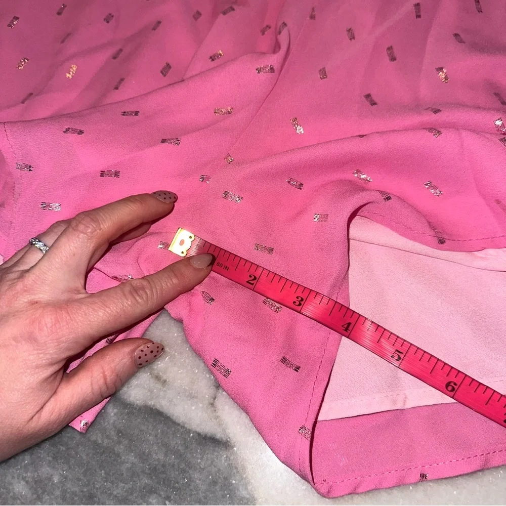 Adrienne Size Large Pink Flowy Shorts‎ with Gold Accents
